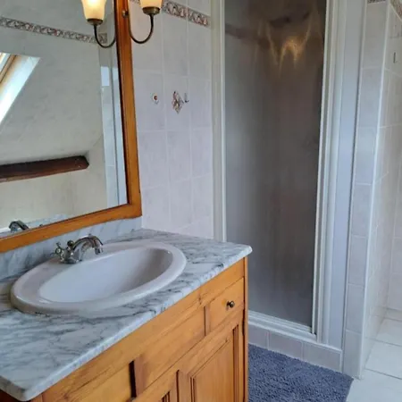Quarto em Acomodações Particulares Colocation *